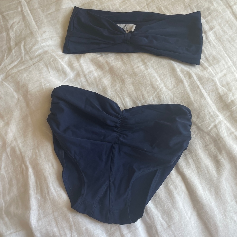 High waisted 2-piece swimsuit from Bali
